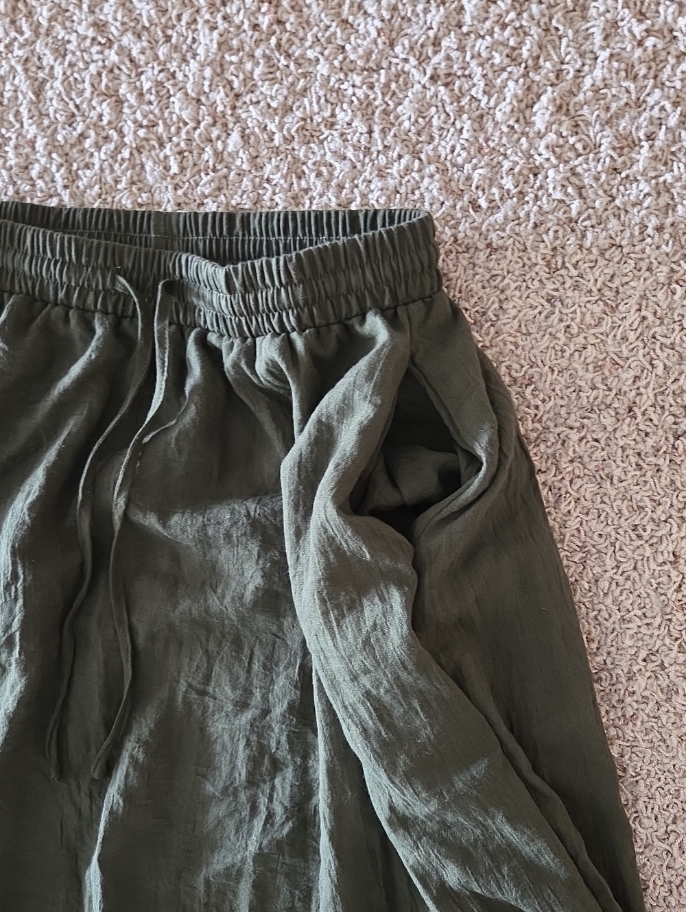 Scarlett And Darkness Skirt - Picture 6 of 9